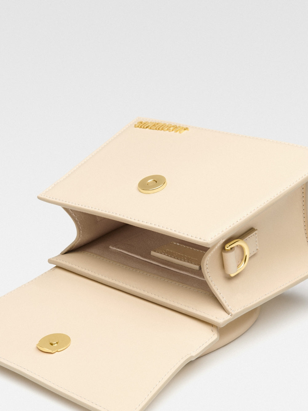Jacquemus Le Chiquito Moyen ivory bag